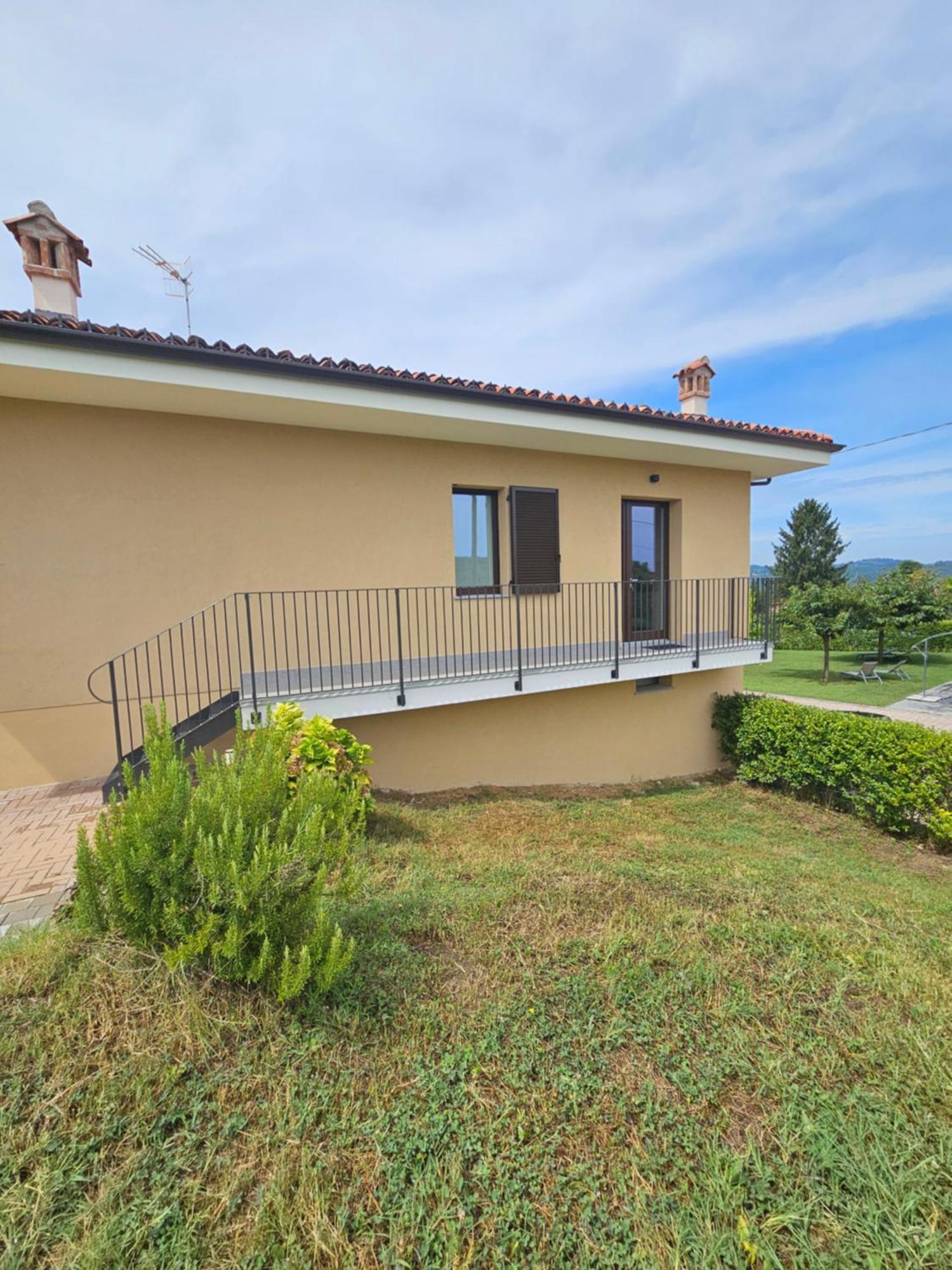 Villa La Casa In Rivalta Verduno Exterior foto