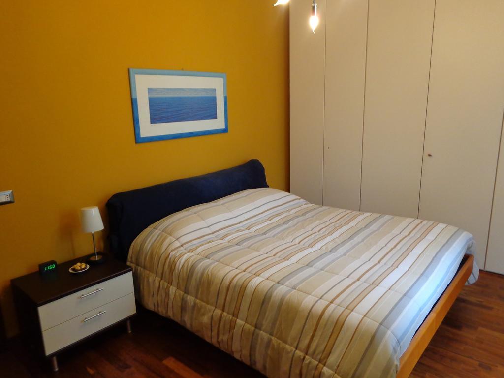 Villa La Casa In Rivalta Verduno Zimmer foto