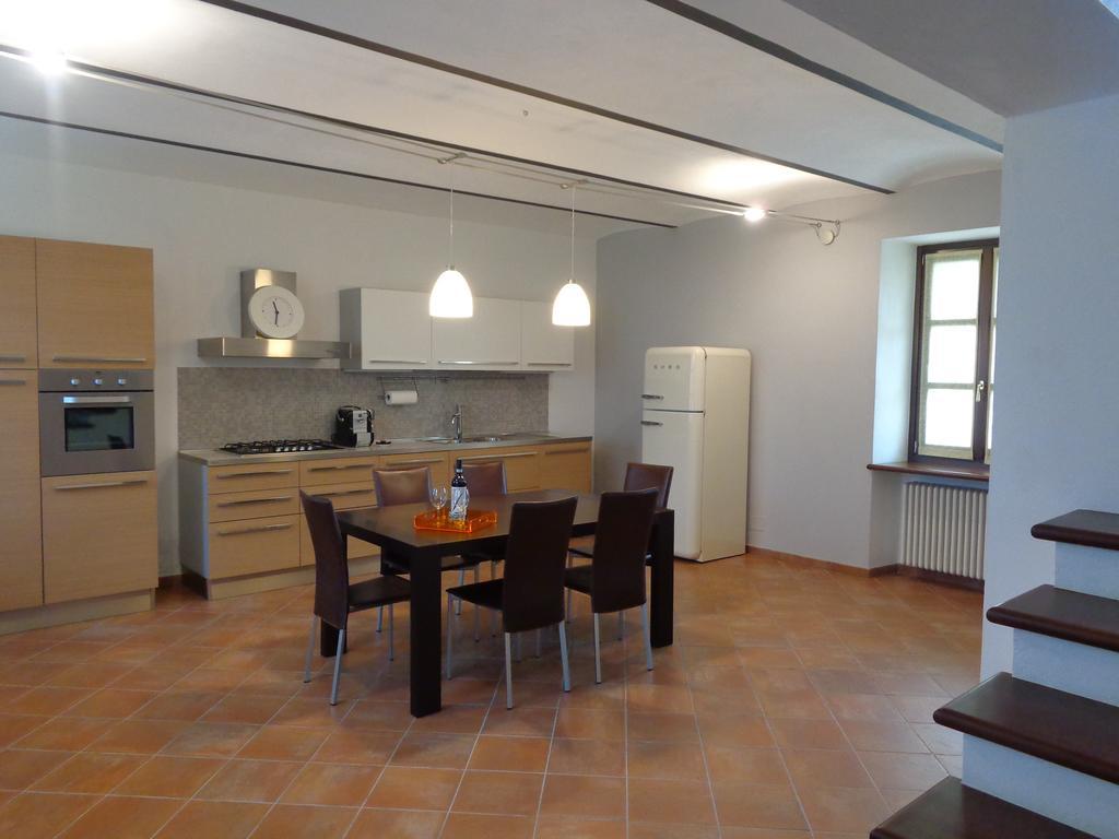 Villa La Casa In Rivalta Verduno Zimmer foto